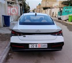 هیۆندای ئەلەنترا